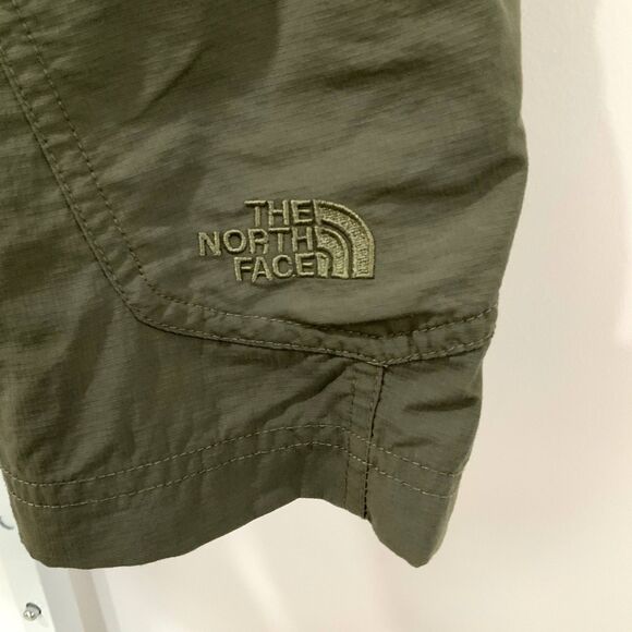 Men's The North Face Cargo/Hiking Shorts in Army Green Size 34 - Picture 5 of 11